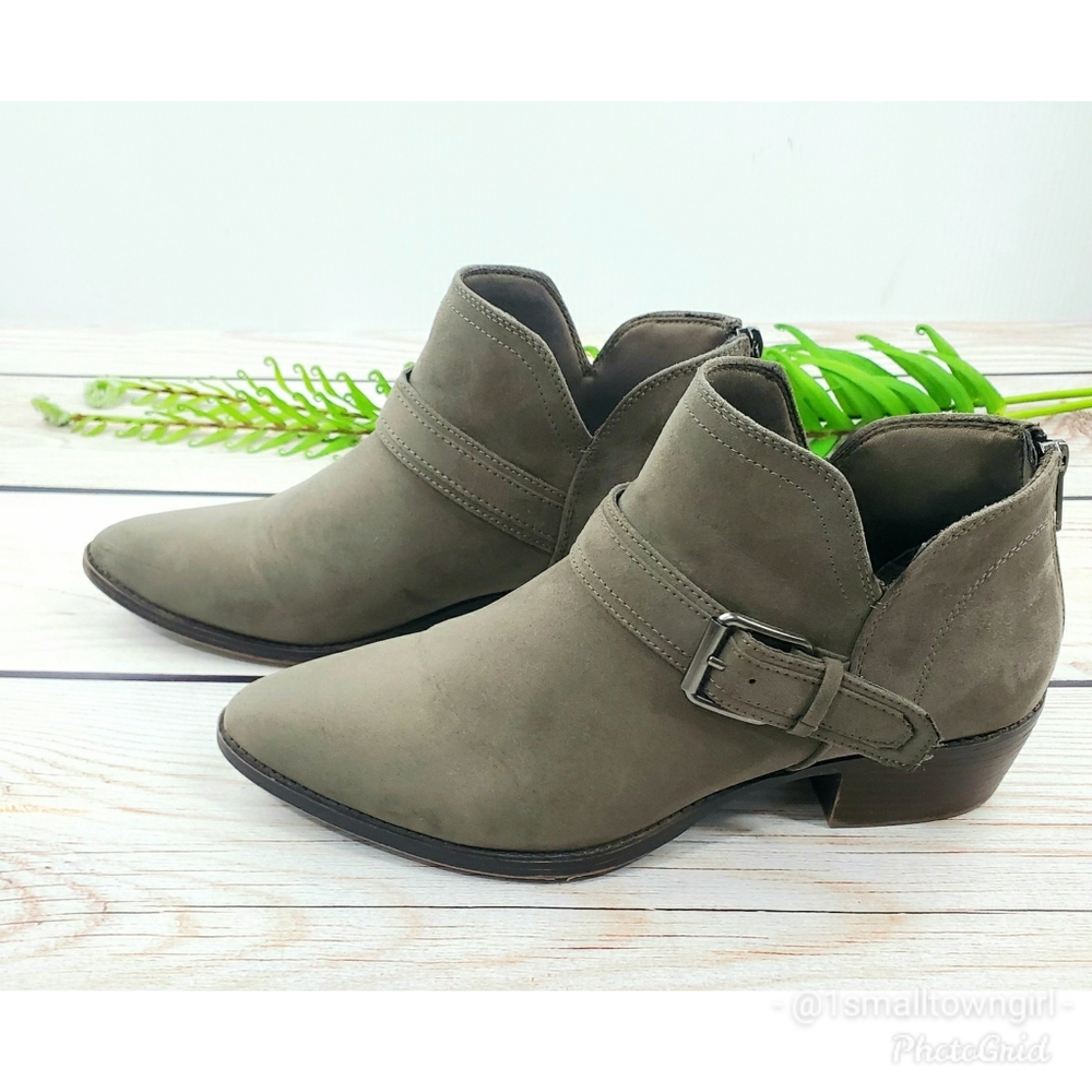 David Aaron Austin Stack Heel Booties 10 Beige - image 4